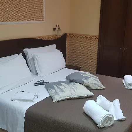 Bed & Breakfast Napoli Centrale Πανσιόν 3*