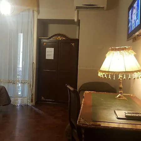 Bed & Breakfast Napoli Centrale Πανσιόν Νάπολη