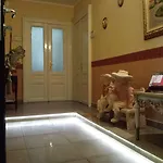 Bed & Breakfast Napoli Centrale Gasthuis 3*