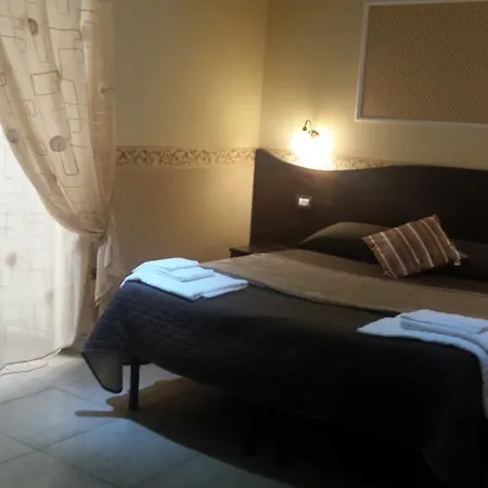 Bed & Breakfast Napoli Centrale Penzion 3*