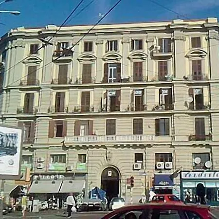 Bed & Breakfast Napoli Centrale 3* Nápoles