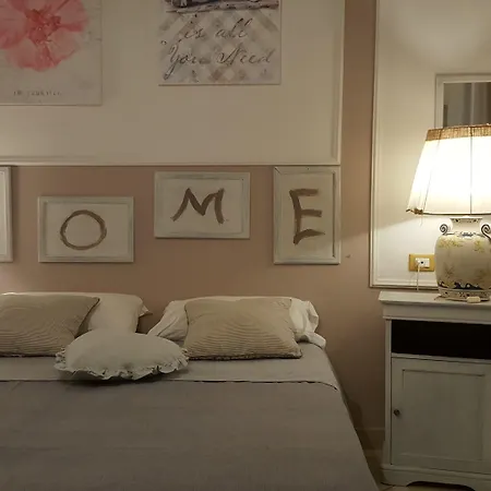 Bed & Breakfast Napoli Centrale Vendégház 3*