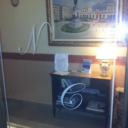 بيت ضيافة Bed & Breakfast Napoli Centrale نابولي