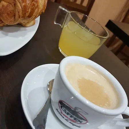 Bed & Breakfast Napoli Centrale 3* Neapol
