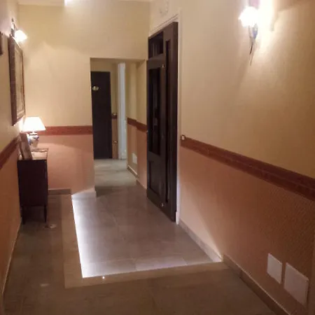 Bed & Breakfast Napoli Centrale بيت ضيافة نابولي