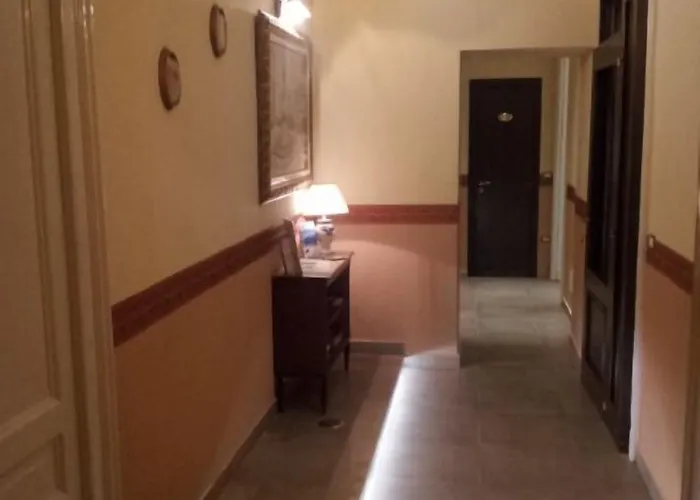 Bed & Breakfast Napoli Centrale 3* נאפולי