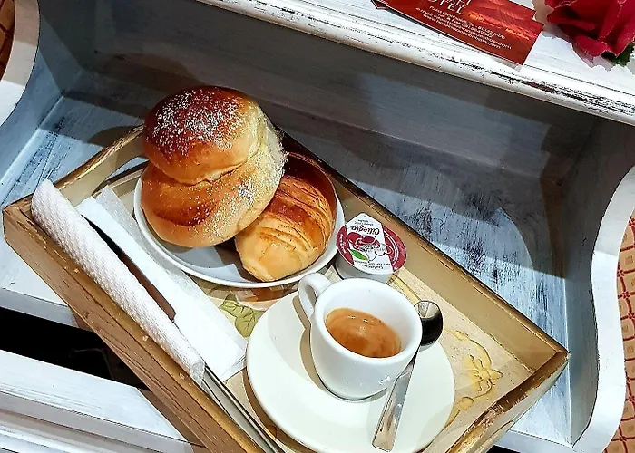 Bed & Breakfast Napoli Centrale Гостевой дом 3*