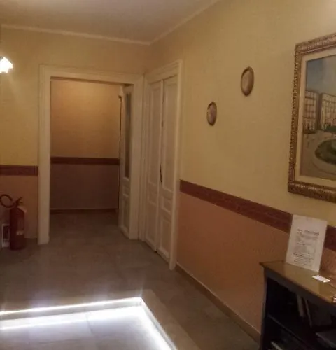 Bed & Breakfast Napoli Centrale בית הארחה נאפולי