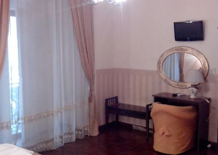Гостевой дом Bed & Breakfast Napoli Centrale 3*