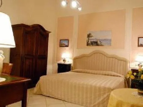 בית הארחה Bed & Breakfast Napoli Centrale נאפולי