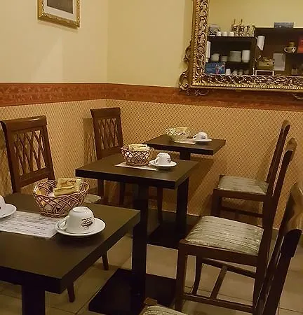 Bed & Breakfast Napoli Centrale 3*