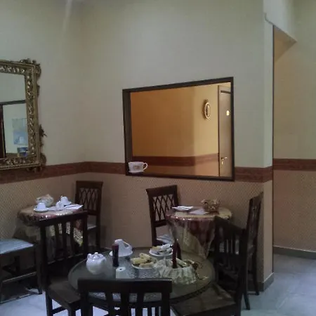 Bed & Breakfast Napoli Centrale 3* Nápoles