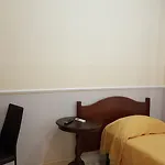 招待所 那不勒斯中央早餐加住宿酒店