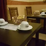 那不勒斯中央早餐加住宿酒店 那不勒斯