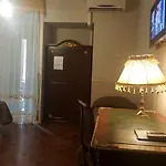 那不勒斯中央早餐加住宿酒店 招待所 那不勒斯