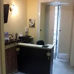 那不勒斯中央早餐加住宿酒店 招待所 那不勒斯