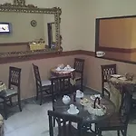 招待所 那不勒斯中央早餐加住宿酒店 那不勒斯